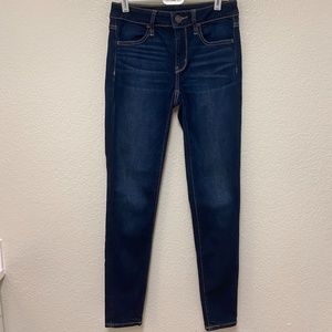 American Eagle Mid-Rise Skinny Jegging (Size 4R)